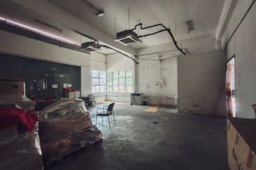 Kempas Utama Industrial Park