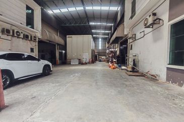 Kempas Utama Industrial Park