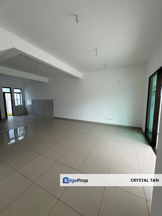 Austin Duta  Double Storey Terrace  4 Bedroom 3 Bathroom, Johor, Johor Bahru