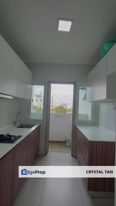 Seasons Luxury Apartment @新山公寓1房出售 Seasons Luxury Apartment (Corner lot) Jalan Dato Jaafar Taman Dato Onn 80350 Johor Bahru , Johor, Johor Bahru