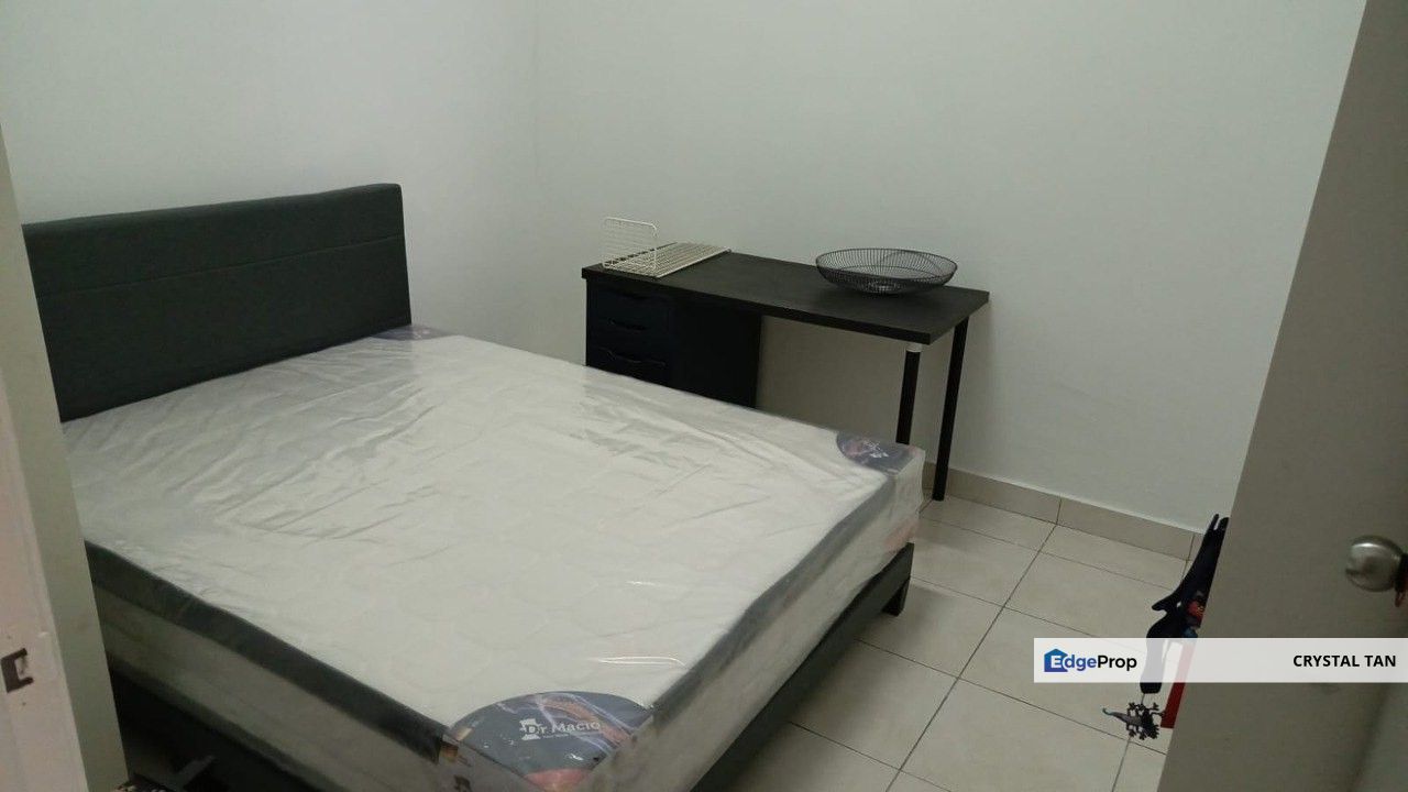 Jalan Mutiara Emas @ Austin Residence  Single Storey intermediate 单层排楼中间单位, Johor, Johor Bahru