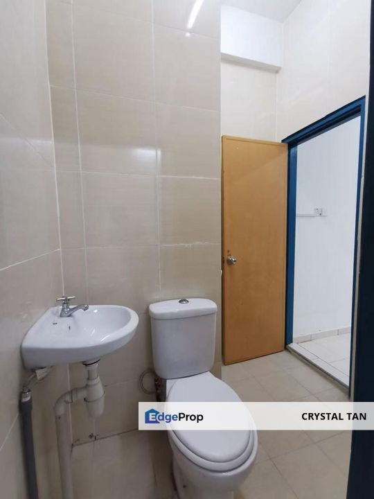 【坡底热门公寓出售】🔥 📍 Plaza Mentari Apartment（Sun City) 彩虹花园 🚗 5 分钟直达 CIQ 关卡 每日来回新马，超方便！ 黄金地段 靠近Ksl Mall / Plaza Pelangi / Sentosa商业旺区😍 📈 租客需求高｜投资回报稳, Johor, Johor Bahru