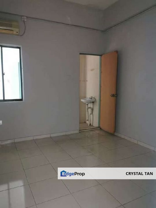 【坡底热门公寓出售】🔥 📍 Plaza Mentari Apartment（Sun City) 彩虹花园 🚗 5 分钟直达 CIQ 关卡 每日来回新马，超方便！ 黄金地段 靠近Ksl Mall / Plaza Pelangi / Sentosa商业旺区😍 📈 租客需求高｜投资回报稳, Johor, Johor Bahru