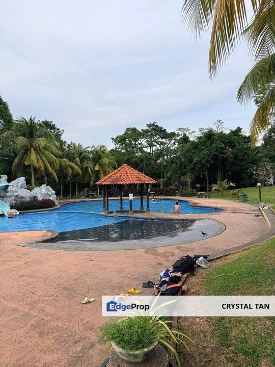 FULL LOAN !! FULL LOAN !! Below Bank value Nusa Villa Penthouse  Jalan Jati 11 Tmn Nusa Bestari Jaya   2 Storey Town House , Johor, Johor Bahru