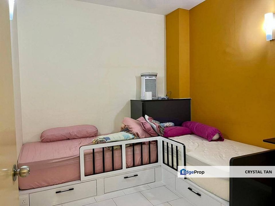 𝐒𝐞𝐭𝐢𝐚 𝐄𝐜𝐨 𝐆𝐚𝐫𝐝𝐞𝐧📍#围篱区【 𝟏.𝟓层楼排屋 】  ⚠️ 𝟐𝟎 × 𝟕𝟎方尺 ⚠️ 𝟑房𝟐厕 🔥简约欧美风设计 🇸🇬𝟏𝟓分钟到第二通道 #方便‼️只需𝐑𝐌𝟔𝟕𝟎𝐤‼️  🎉Casea Garden @ Setia , Johor, Gelang Patah