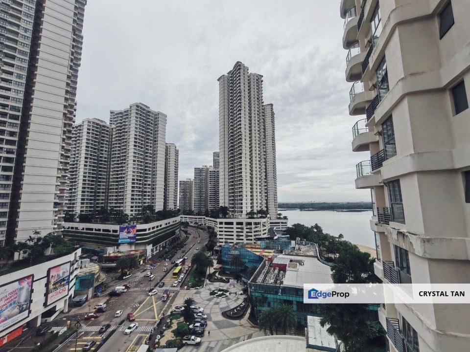 ✨ Well-maintained Unit | Fully Furnished | Partial Seaview ✨ Royal Strand @ Country Garden Danga Bay, Johor, Johor Bahru