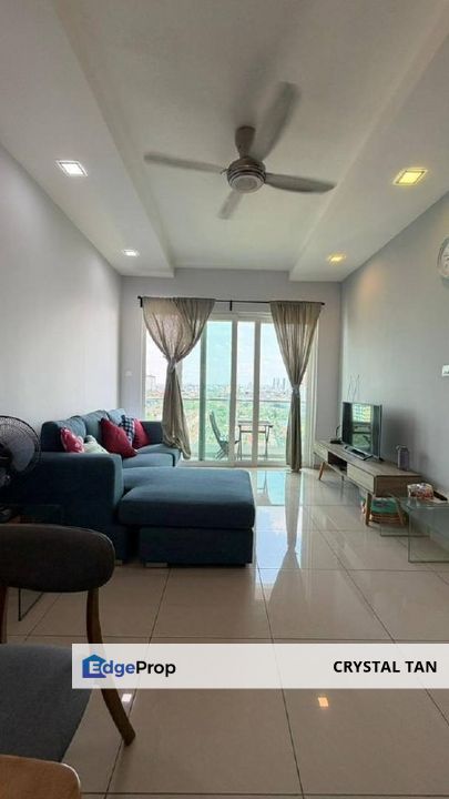 Season Luxury Apartment @ Larkin (2 Bedrooms & 2 Bathrooms ), Johor, Johor Bahru