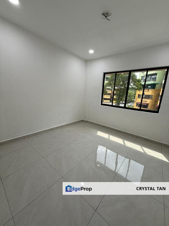 APARTMENT LILY AND JASMINE TAMAN TAMPOI INDAH BLOCK H GROUND FLOOR, Johor, Tampoi