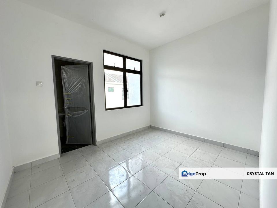 Austin Duta 4 @ Taman Austin Duta Double Storey Terrace House, Johor, Johor Bahru