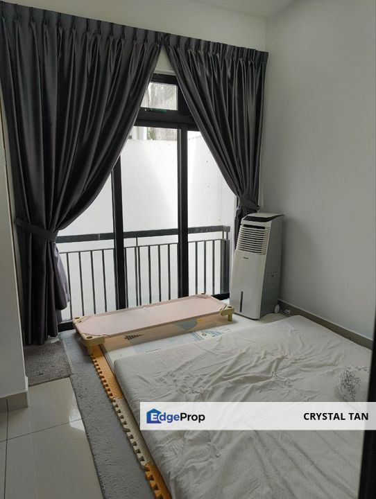 Mutiara rini 3 storey cluster  Opal @ Taman Mutiara Mas , Skudai ,比market price 便宜200k！！ BV 1.5M,这里只卖1.3M！！ #拥有私人电梯3层田字屋出售  🎉🎉 , Johor, Skudai