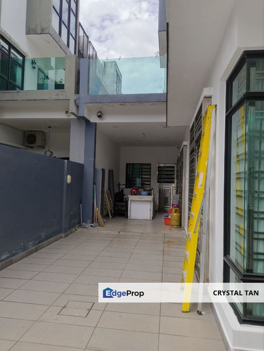 Mutiara rini 3 storey cluster  Opal @ Taman Mutiara Mas , Skudai ,比market price 便宜200k！！ BV 1.5M,这里只卖1.3M！！ #拥有私人电梯3层田字屋出售  🎉🎉 , Johor, Skudai