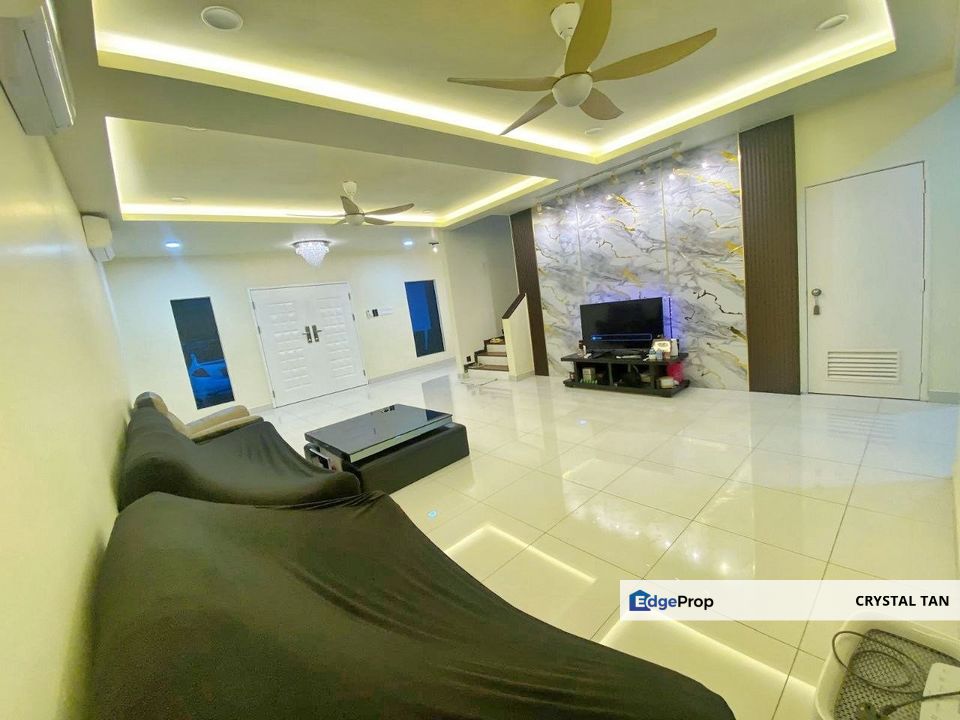 𝐑𝐢𝐧𝐢 𝐇𝐞𝐢𝐠𝐡𝐭, 𝐌𝐮𝐭𝐢𝐚𝐫𝐚 𝐑𝐢𝐧𝐢📍【𝐒𝐮𝐩𝐞𝐫𝐥𝐢𝐧𝐤排楼 】  ⚠️ 𝟐𝟐 × 𝟗𝟎方尺 ⚠️ 𝟓房𝟓厕 🌷简约大气风装修 #围篱区 🔥走𝟓分钟到𝐋𝐨𝐭𝐮𝐬‼️只需𝐑𝐌𝟏.𝟎𝟓𝐦, Johor, Skudai