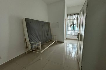 Austin Residence @Taman Mount Austin