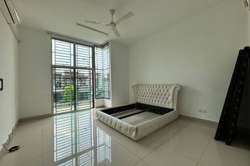 Austin Residence @Taman Mount Austin