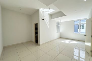 Winter Pavilion @ Taman Nusa Sentral