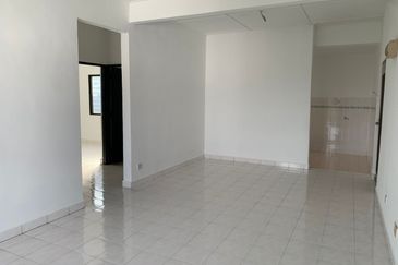 Selesa Puteri Condominium