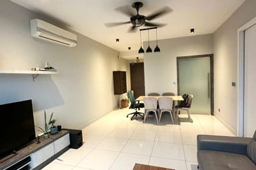 D'Suites , Akasia Horizon