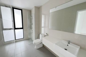 Sunway Citrine Lakehomes