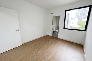 Sunway Citrine Lakehomes