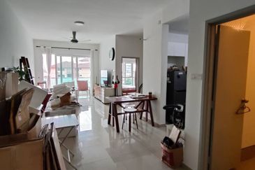 Seasons Luxury Apartments @ Amara Larkin