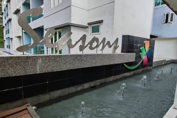 Seasons Luxury Apartments @ Amara Larkin