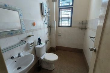 Taman Austin Perdana