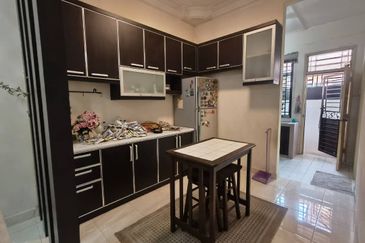 Taman Austin Perdana