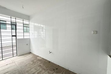 The Canal Garden South, Horizon Hills