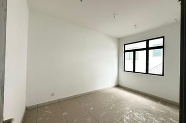 The Canal Garden South, Horizon Hills