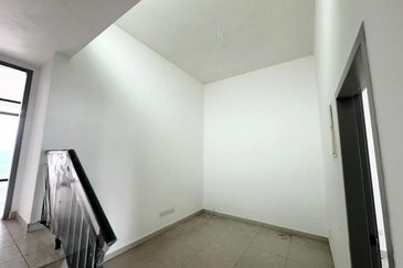 The Canal Garden South, Horizon Hills