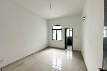 The Canal Garden South, Horizon Hills