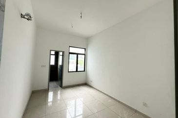 The Canal Garden South, Horizon Hills