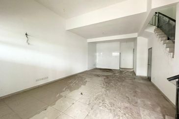 The Canal Garden South, Horizon Hills