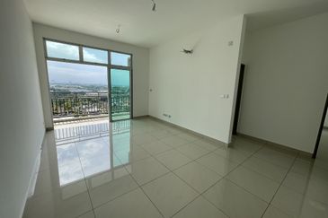 SKS Habitat Apartment, Larkin