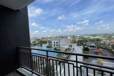 SKS Habitat Apartment, Larkin