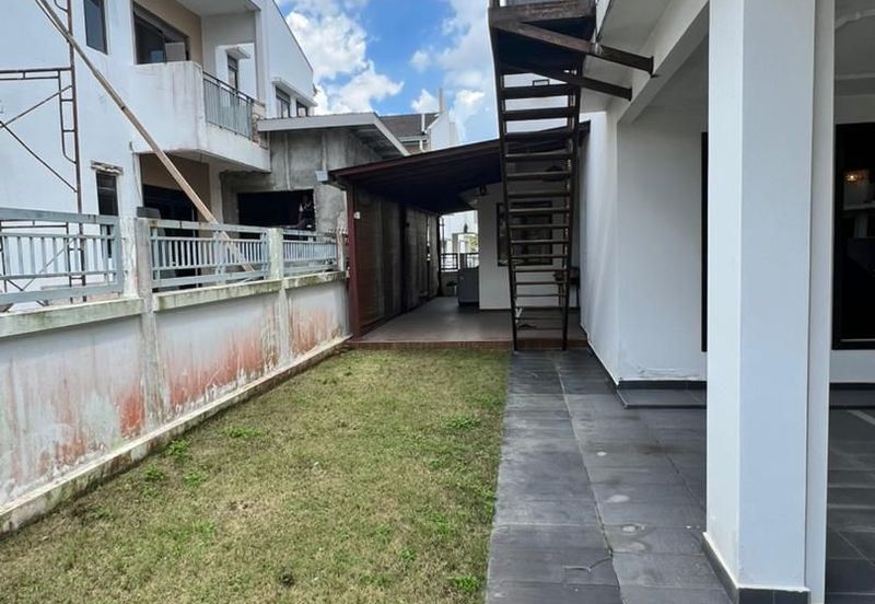 Valley West @ Horizon Hills Double storey / End Lot