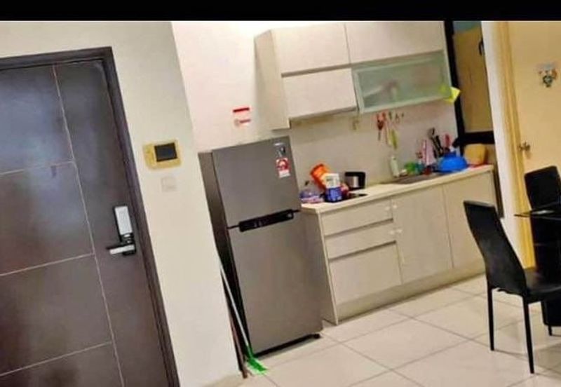 D'Summit Residences @ Kempas Utama