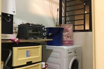 D'Summit Residences @ Kempas Utama