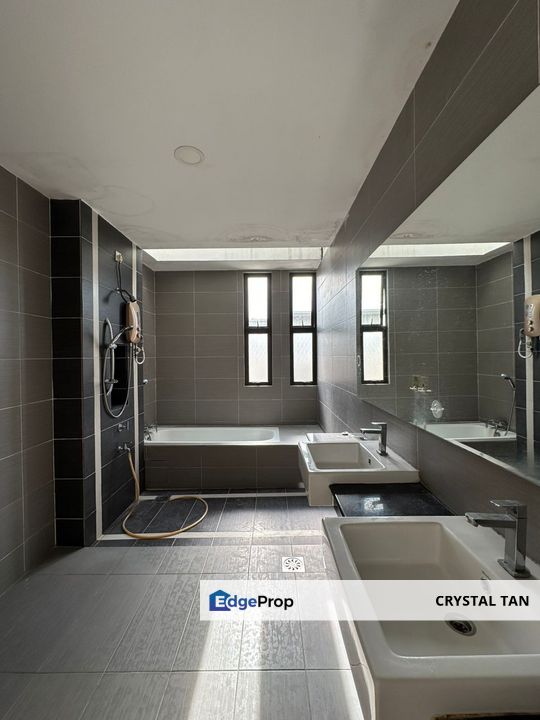 “Desa Tebrau” Harmonium 3 Storey Semi D, Johor, Johor Bahru