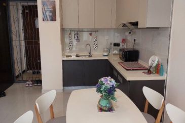 Baypoint @ Country Garden Danga Bay