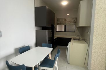 Baypoint @ Country Garden Danga Bay