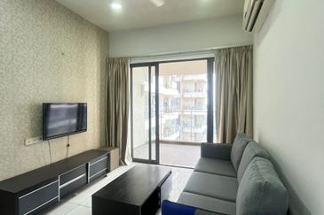 Baypoint @ Country Garden Danga Bay