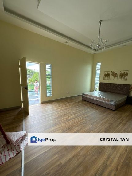 Pulai indah Double storey Bangolow / 双层独立式出售, Johor, Skudai