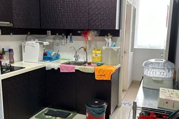 Dedaun Hijau (Greenfield Regency)