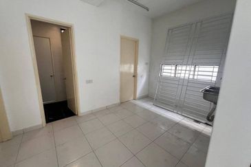 Unblock View Double storey Cluster @ Setia tropika