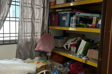 Persiaran Kempas Utama 2