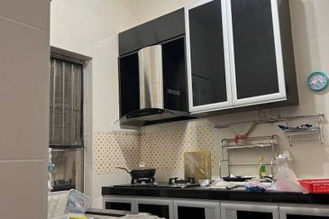 Persiaran Kempas Utama 2