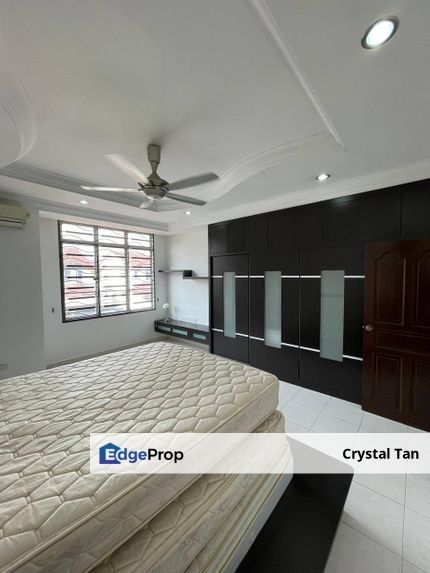 Double Storey Terrace house @ Taman Bukit Indah, Johor, Johor Bahru