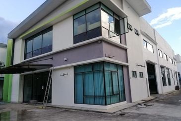 Gelang Patah Factory for Sale or Rent 