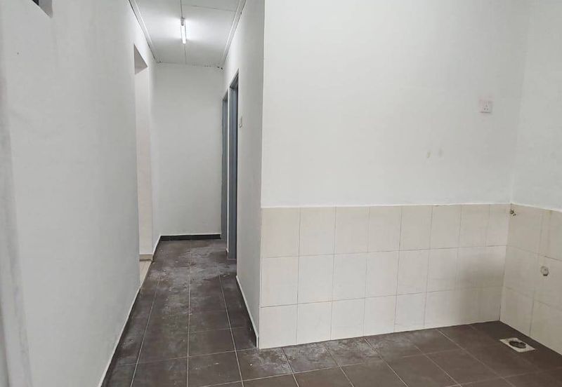 Single Storey Corner Lot 